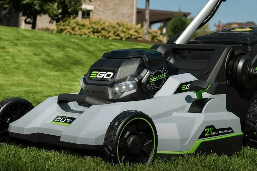 cordless self propelled lawn mowers